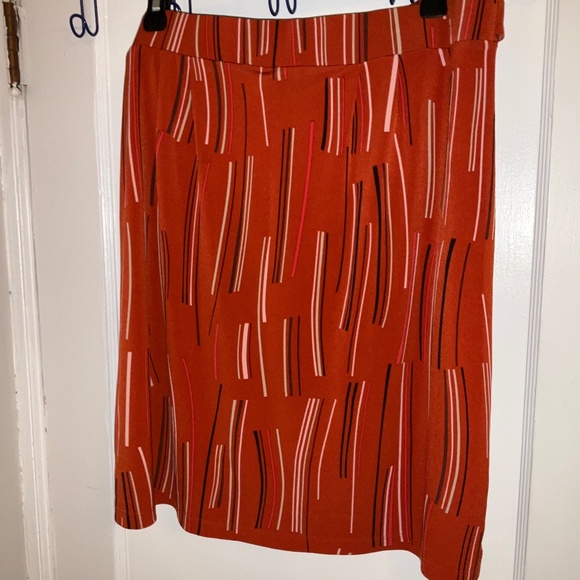 Attention BURNT ORANGE Women’s Skirt Size Large - Picture 4 of 8